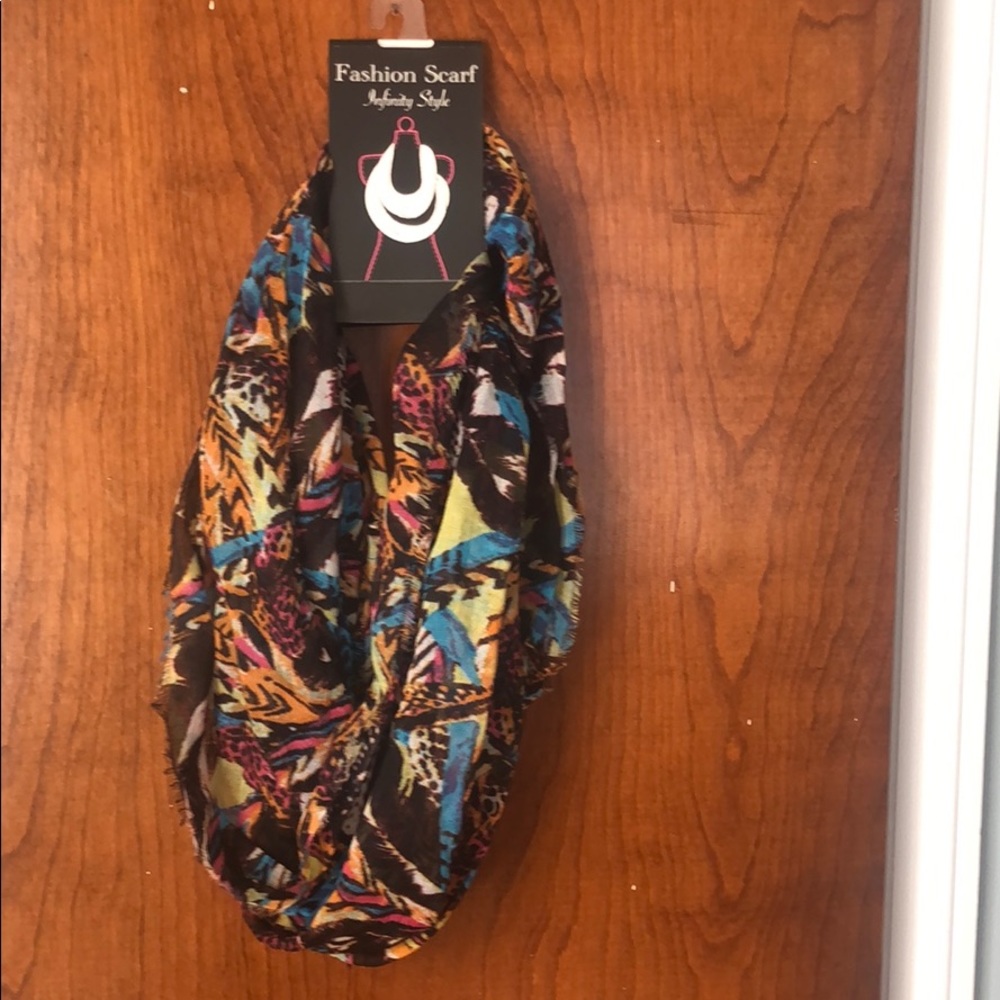 Infinity scarf